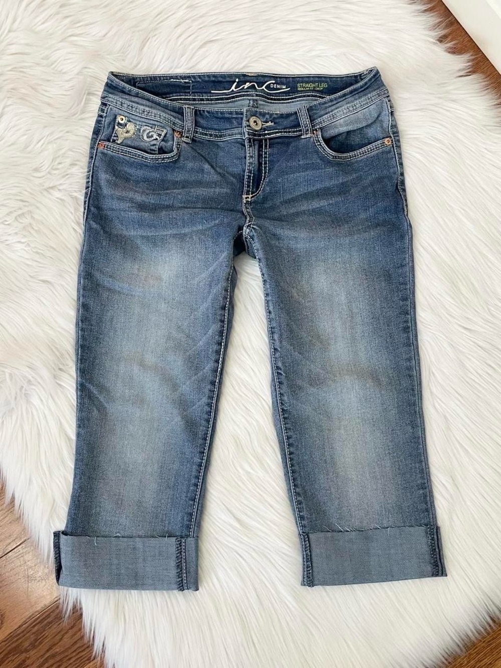 Vintage Y2K capris by INC